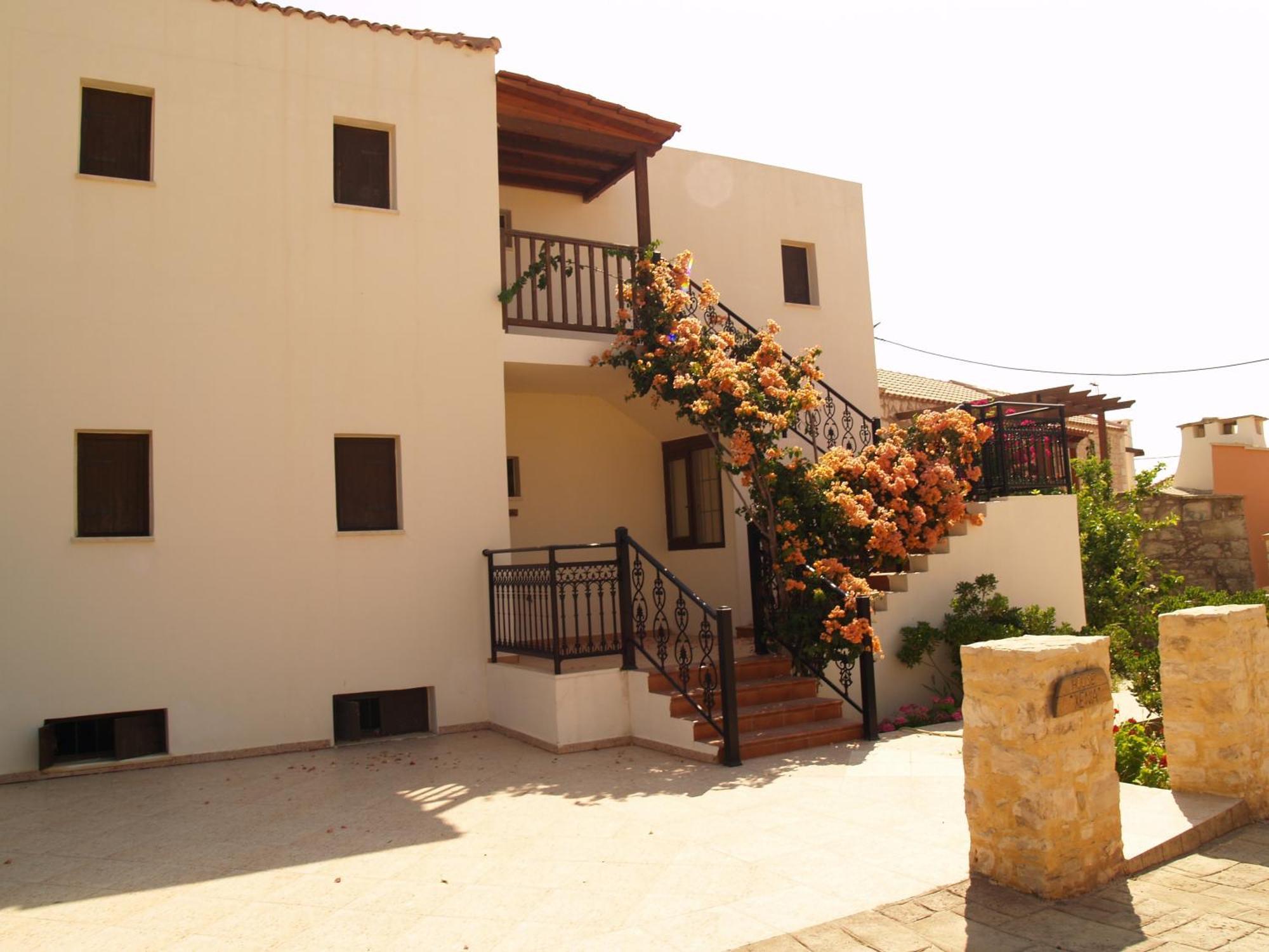 Douliana Villas Room photo