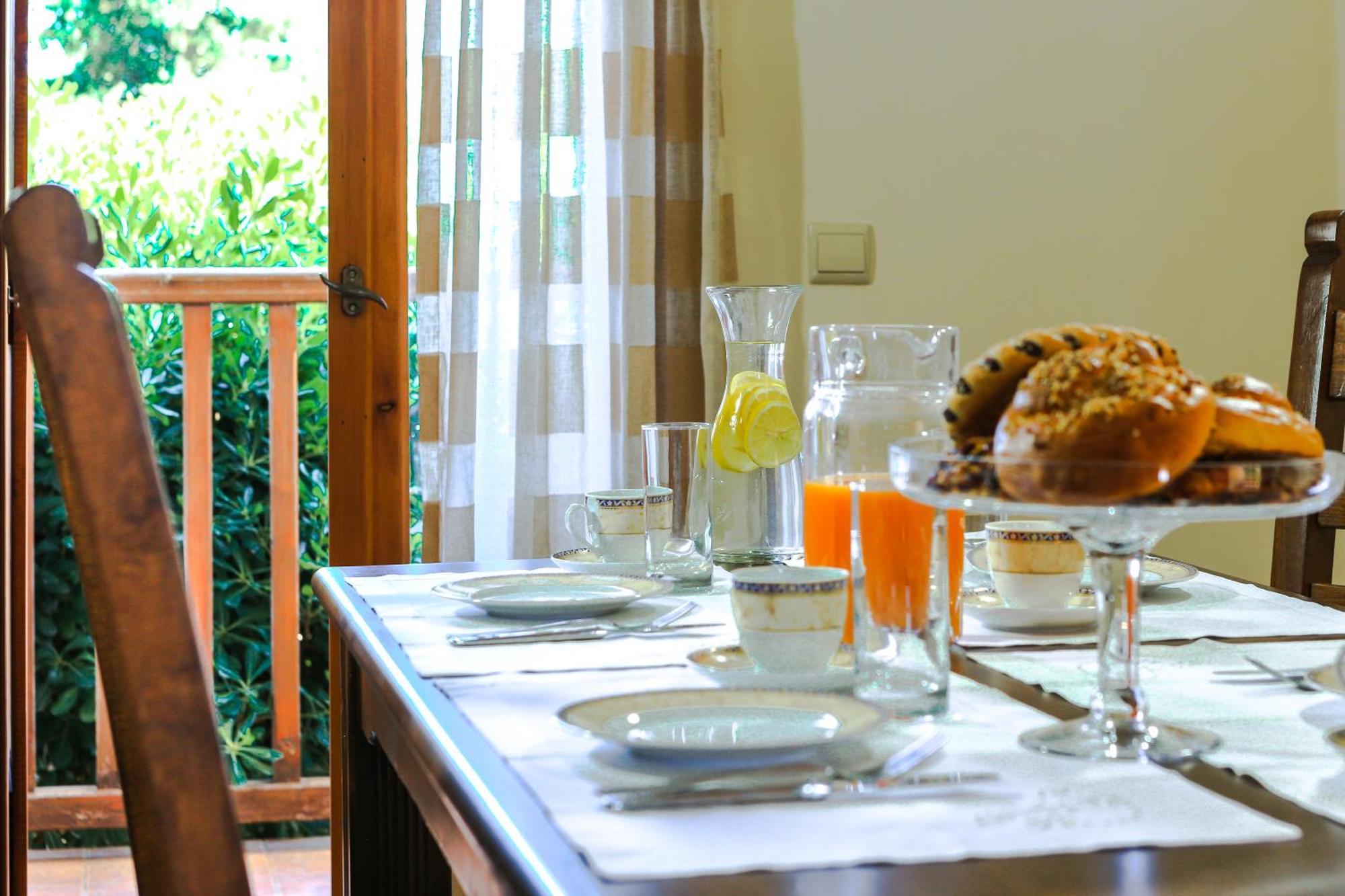 Douliana Villas Room photo
